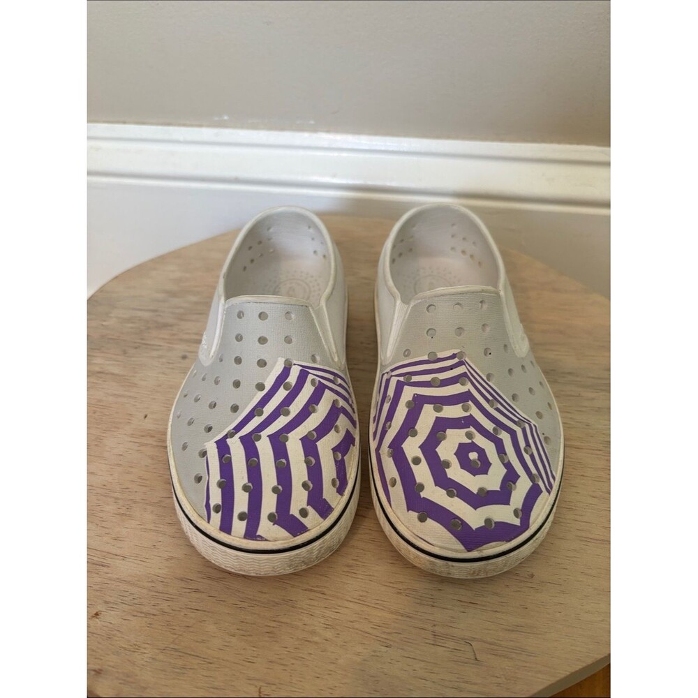 Native kid shoes size C11